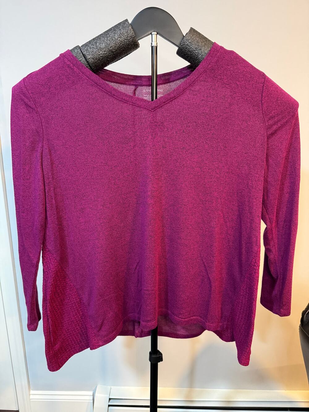 Lane Bryant V-Neck Hi-Low Knit Top Women's 18/20 Magenta Berry EUC